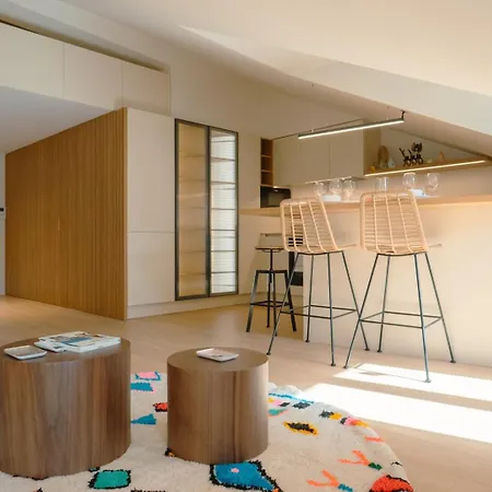 Apartment Chic 1br Duplex W/ac Santa Catarina | By Airnest