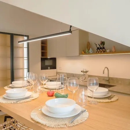 Апартаменты Chic 1br Duplex W/ac Santa Catarina | By Airnest *