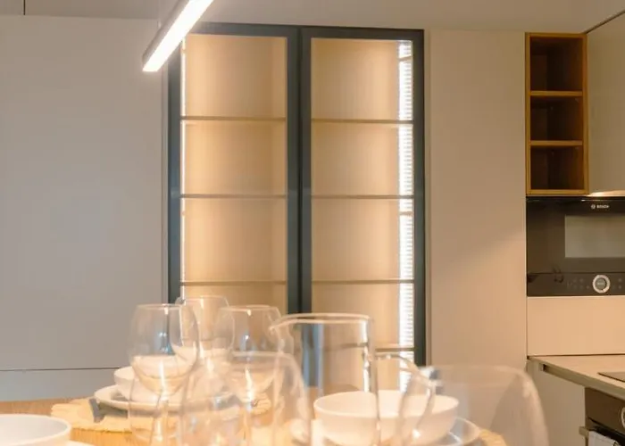 Chic 1br Duplex W/ac Santa Catarina | By Airnest Лиссабон