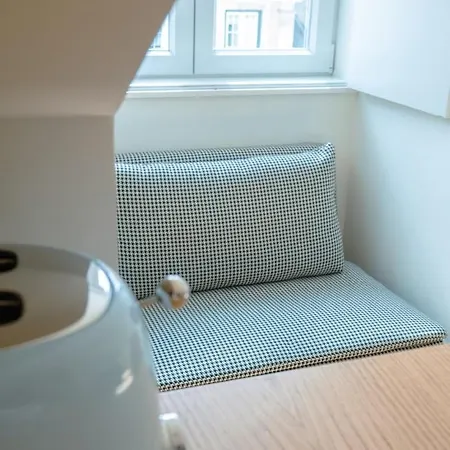 Chic 1br Duplex W/ac Santa Catarina | By Airnest Lissabon